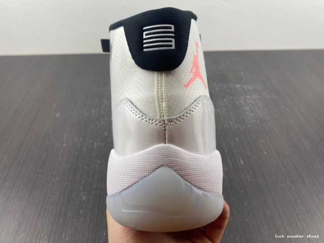 Rep LUCY DD3522-100 White 11 (CN Plug) Adapt Jordan Air 0720